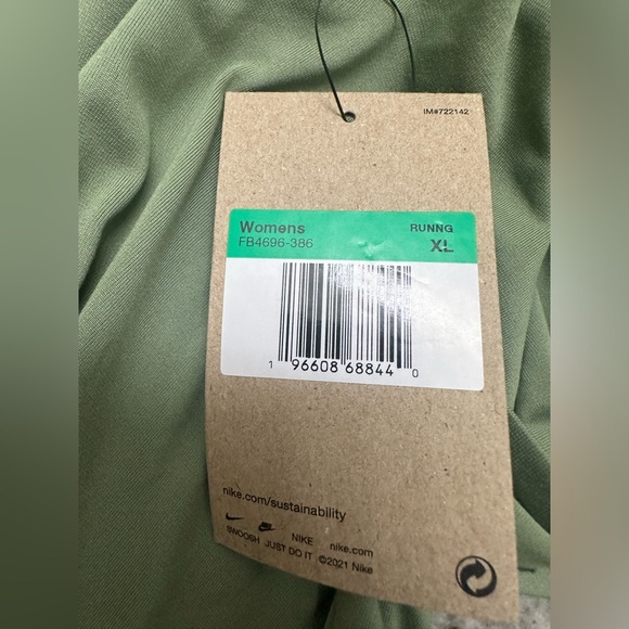 Nike Tee women running size XL FB4696-386 - Picture 2 of 5